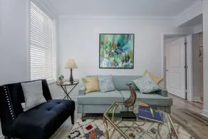 Suite 5 - DuPont/Kalorama Luxury Apartment - Image 3