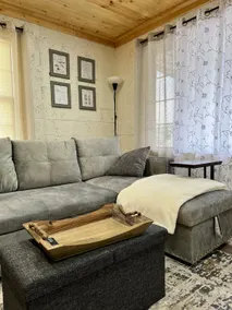 LakeWay Retreat- 4 min from US-41 and The Lake! - Image 5