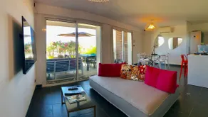 Waterfront apartment, 10 meters from the sea - Image 3