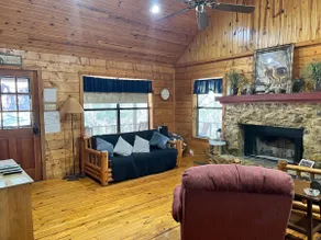 Lake Whitney Log Cabin Secluded & Cozy Log Cabin - Image 4