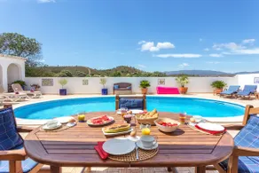 Villa Sagres es una villa rural, a 3 km de los campos de golf y a 13 km de las playas. - Image 2