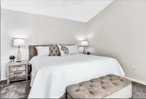 Elegant Large Private Home with Heated Pool! - Image 5