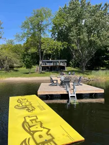 Beautiful Waterfront 4 Season Lake House - Image 3