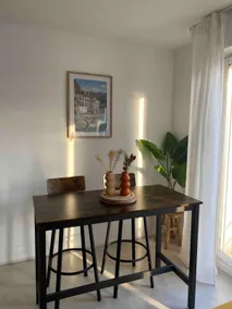 Bright one-bedroom apartment with balcony • Near Paris & train station - Image 4