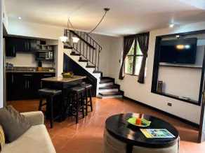 1 Bedroom Luxury Loft Antigua Guatemala - Image 3