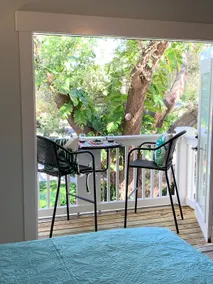 Island Oak Apartment  - Image 2