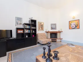 Vatican Comfortable Sunny Apartment - Image 4