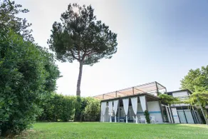 Architectural Gem by Papi with Garden near Sea - Image 4