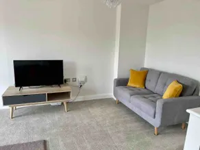 Modern 3 Bed Town House Marina Hull - Image 5