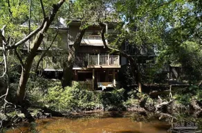 \"Tree House\" on The Creek in Mid Town Pensacola! - Image 4