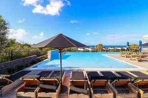 CAVES BEACH Wellness Retreat - luxury Guest Suite - Image 2
