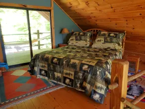 Das Blockhaus am Paradise Pond, Spring Wonders, Summer Fun & Herbstlaub - Image 5