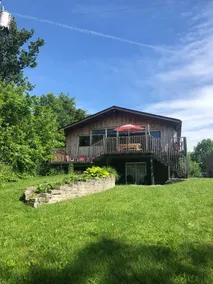 Charming Lakehouse on Sydenham Lake - Image 3