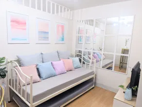 Dobbie House | Stylish 1BR w/ Parking & Netflix - Image 3
