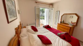 Apartment with pool short walk from Tamariu beach - Image 2