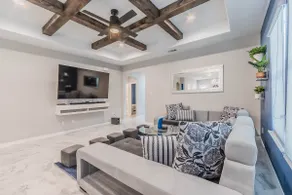 Modern 4 BR Near Downtown, Zoo - Image 4