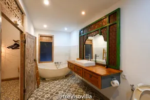 Treviso Bali Villa 2BR with lush garden and pool - Image 3