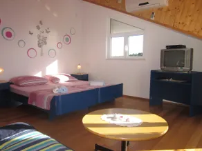 Deluxe with seaview and terrace - Image 5