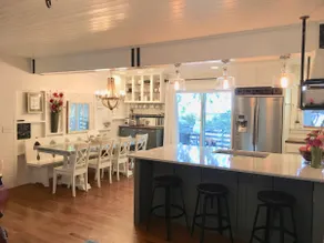 Entire Home in Quiet Neighborhood w/ Keyless Entry - Image 4