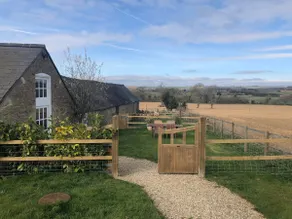 Charming Cotswold Cottage in a private setting - Image 5