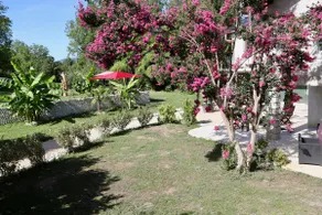 Le Domaine Loft - Piscine - Jacuzzi - Parc - Image 3