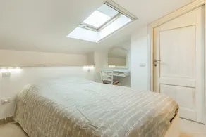 Great view from a modern loft - Image 3