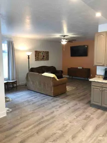 Grovecreek Retreat - Image 2