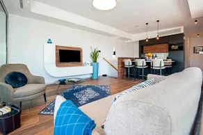 The Q Superior - a penthouse with jacuzzi and sauna - Image 3
