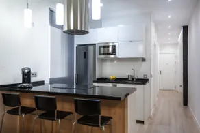 Design 20 meters from Plaza Mayor-2 bathrooms-AC-Wifi - Image 3