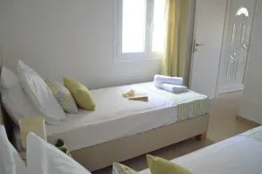 Kelly's Beach Apts - Image 5