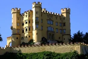 Cozy + Romantic Apartment Country House Panorama - Image 5