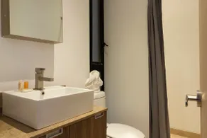 Two-bedroom apartment with a balcony - Image 5