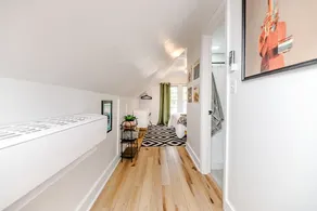 Loft Cottage on Ridge<br>? Short & Extended Stays? - Image 5