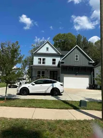 Spacious 5BR Home Near Airport & Uptown Long Stays - Image 5
