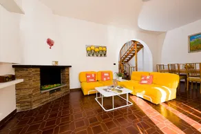 Villa La Limonaia – With Facilities and Parking Space - Image 2