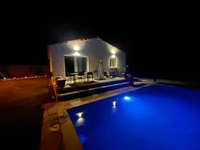 House Bungalow Private Pool Comfort & Relaxation - Image 3