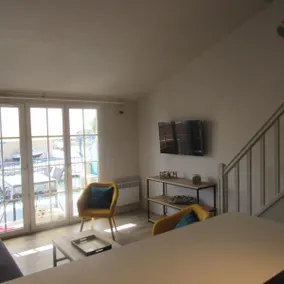 Pragtfuld duplexlejlighed til 6 personer med swimmingpool - Image 4