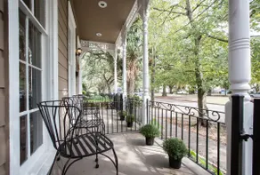 2 br ON streetcar line!-Uptown-near Oak St - Image 2