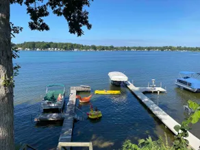 Lakefront! One of the best views on the lake! - Image 2