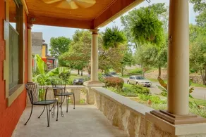 Garden Level Apartment in the Heart of KC! - Image 5