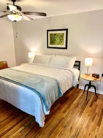 5 min from downtown 1br/1bth nestled in nature - Image 2