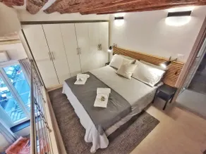 Bright apartment in the heart of Genoa +balcony - Image 5