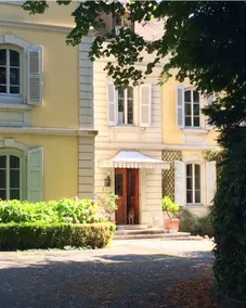 Unique and cosy renovated large studio, near UN - Image 2