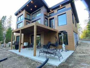 Beautiful chalet by Lac-Saint-Jean. - Image 3