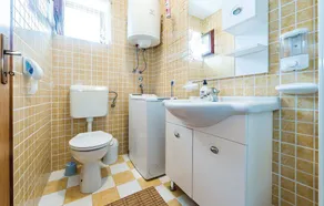 HOLIDAY HOUSEKRKA” pool&whirpool&sauna&wellnes - Image 4