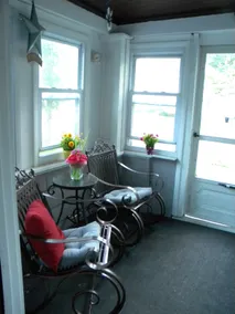 Outdoor enthusiasts dream in a safe neighborhood - Image 2