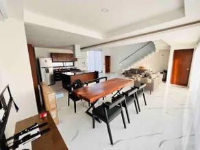 Elegant and Modern with Pool for 10 people - Image 5