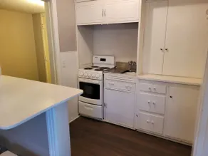 Country Cottage - just 10 minutes from downtown - Image 3