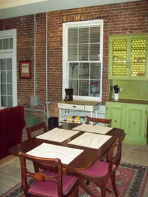 Large Historic Downtown Loft Front - Image 5