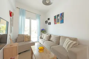 Olive Branch Apartment - Image 5